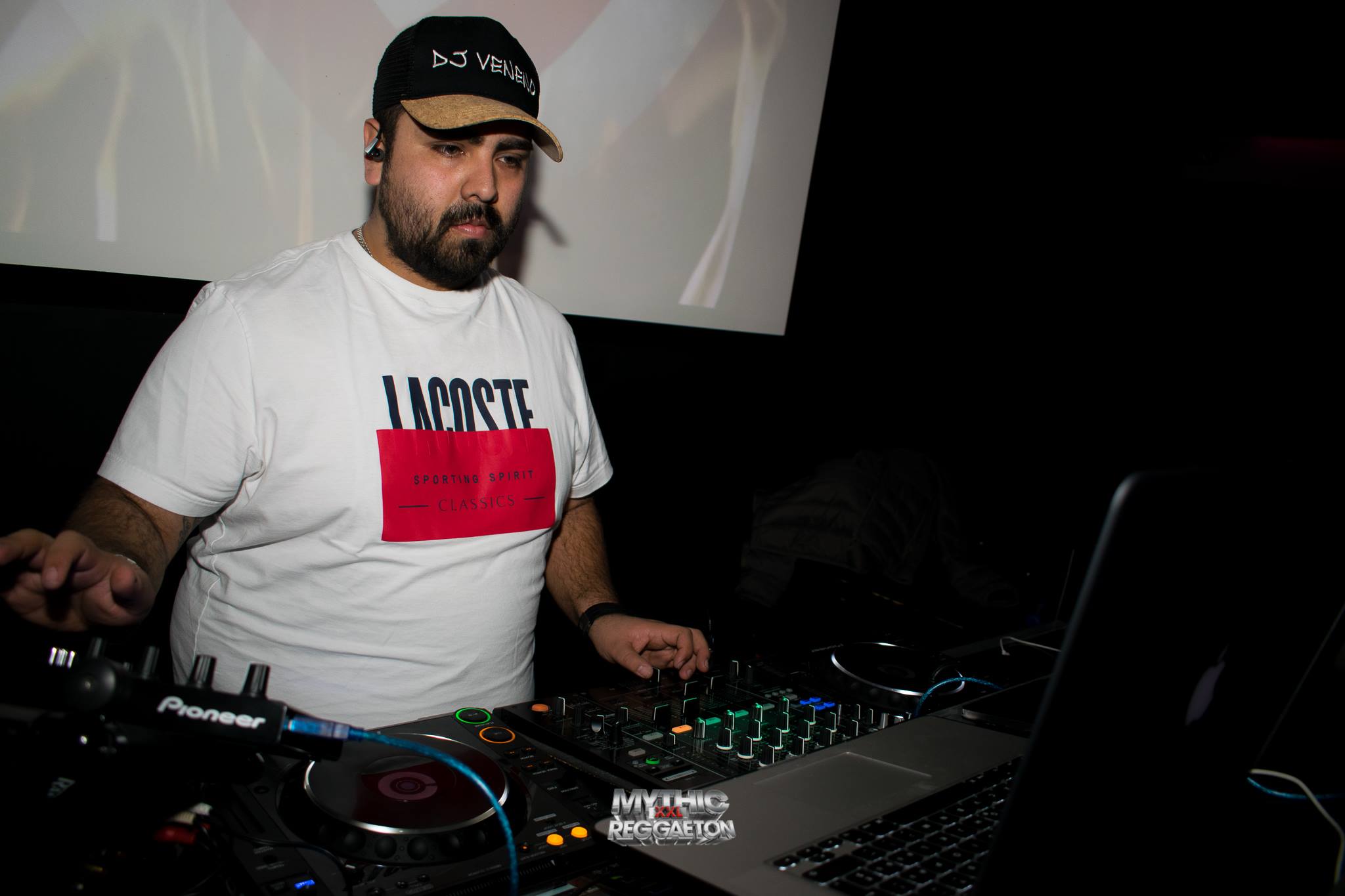 image DJ Veneno (22h - 04h)